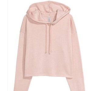 Really cute cropped sweatshirt!